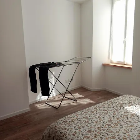 T3 Meuble 6 Couchages דירה *