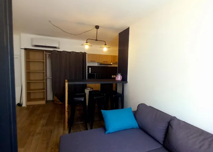 T3 Meuble 6 Couchages 아파트 *