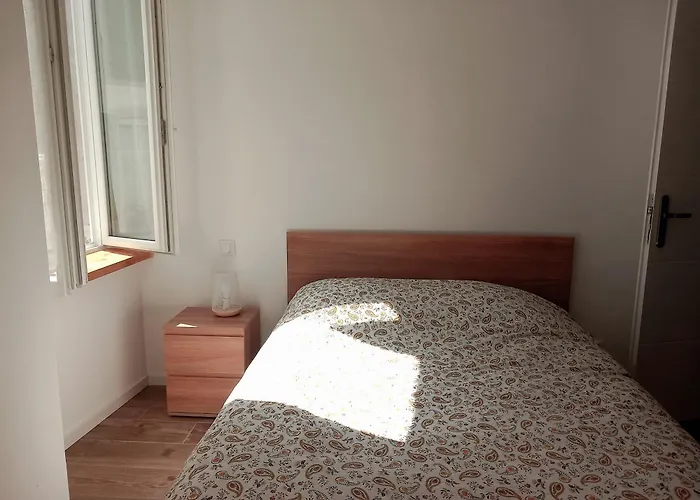 아파트 T3 Meuble 6 Couchages 모네인