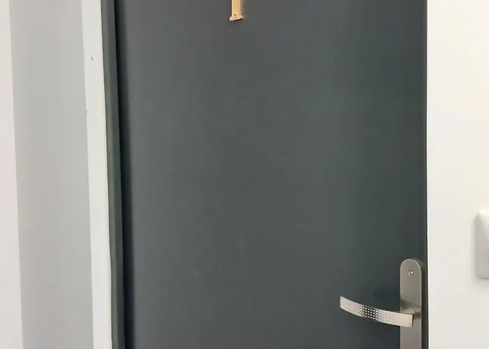 T3 Meuble 6 Couchages 아파트 모네인