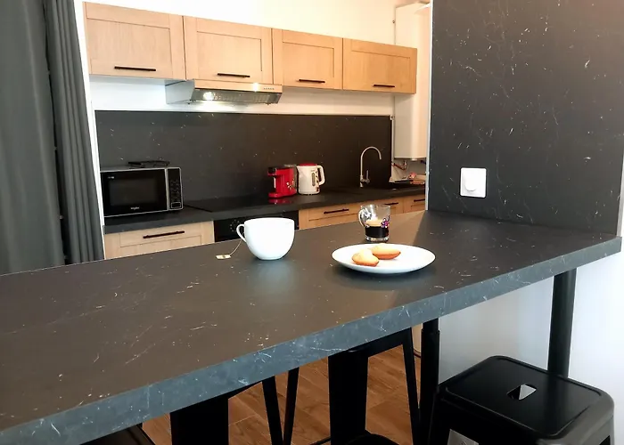 T3 Meuble 6 Couchages 모네인